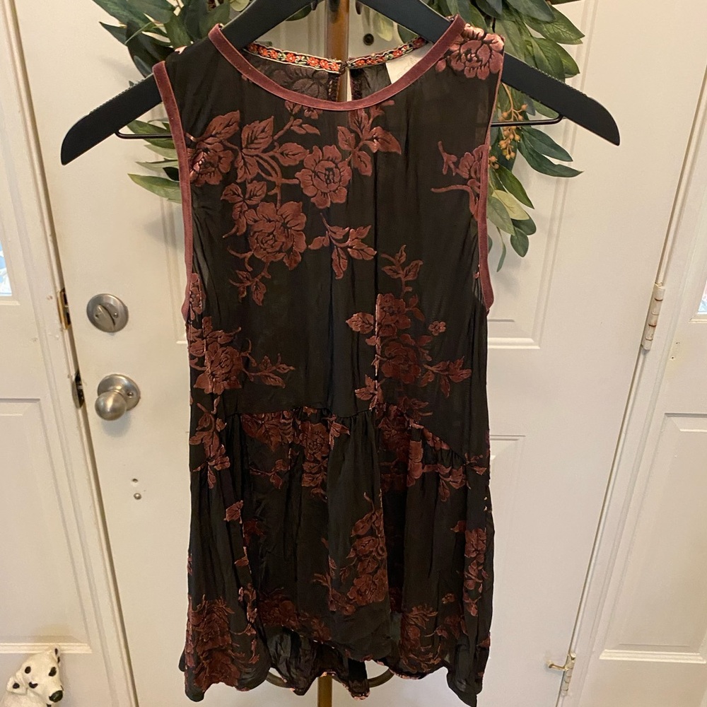 Knox Rose Boho Velvet Burnout Floral Semi Sheer Sleeveless Top M